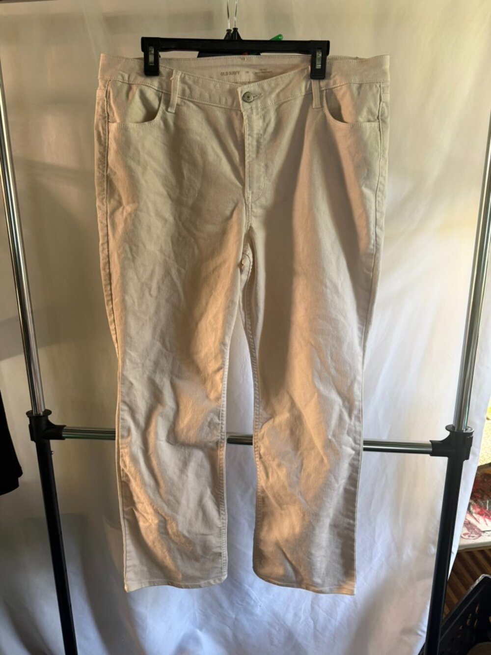 White Old Navy Jeans Size 18